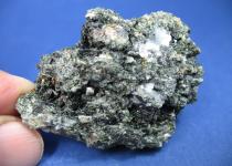 Titanita actinolita