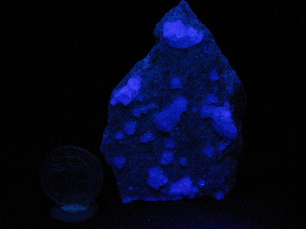 FLUORITAS FLUORESCENTES DEL PAPIOL