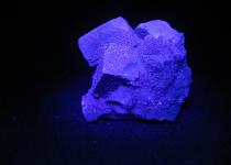 FLUORITAS FLUORESCENTES Y PIRITAS